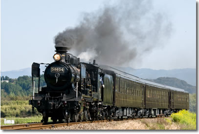 蒸気機関車　「SL人吉」